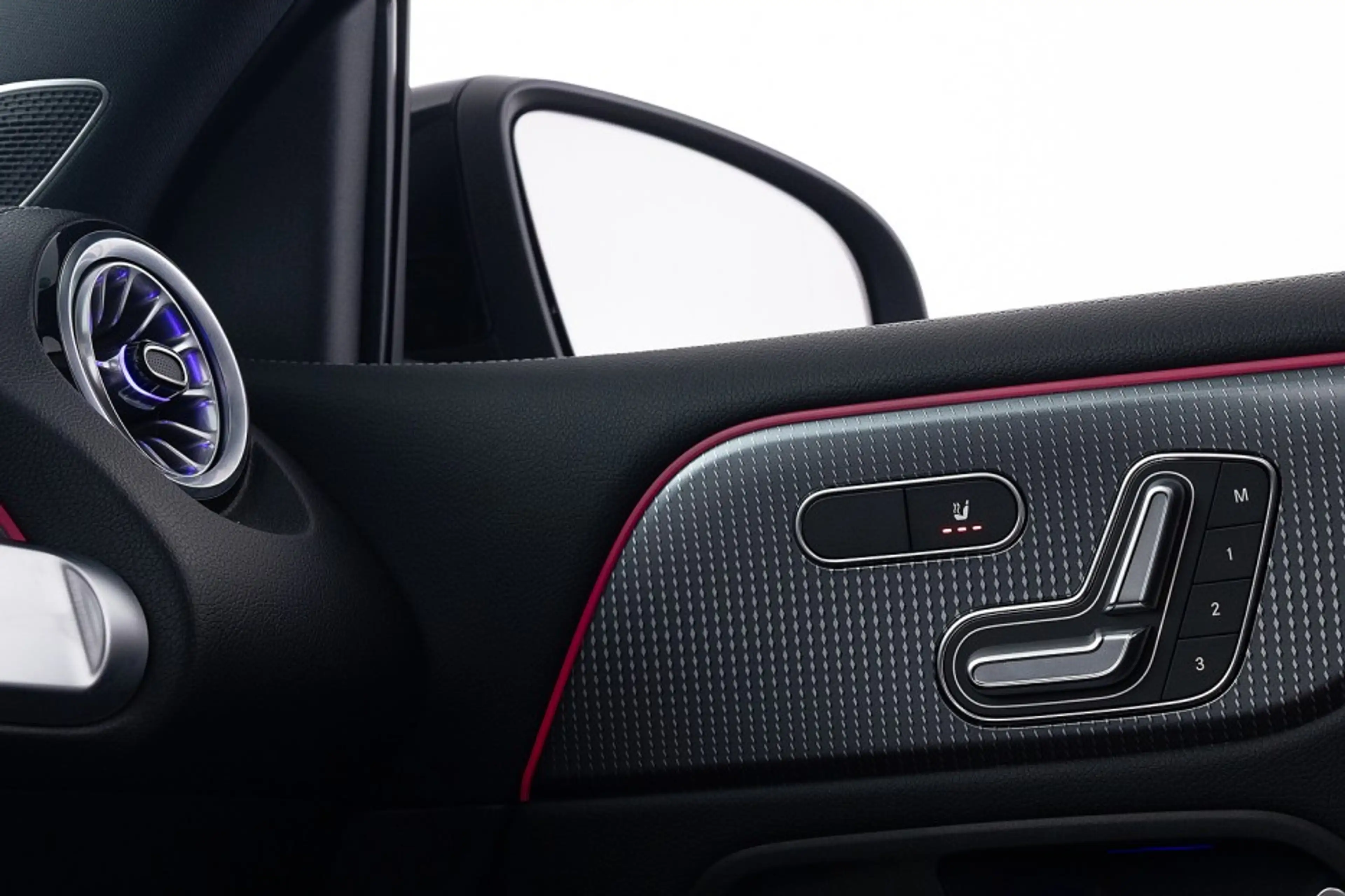 Mercedes-Benz EQB 250 AMG Line 67kwh 7-PERSOONS | PANORAMA | AMBIENT LIG — photo 30