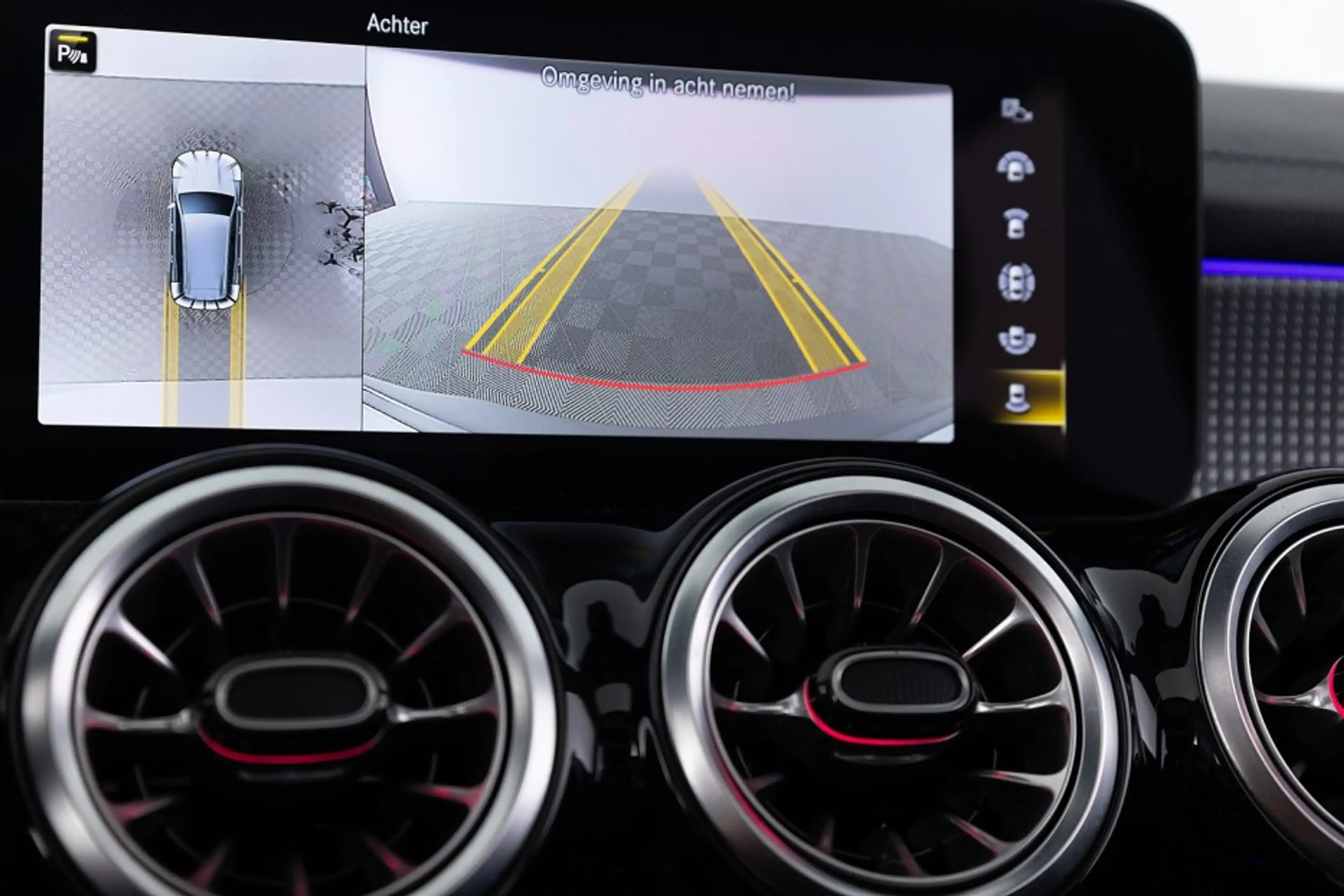 Mercedes-Benz EQB 250 AMG Line 67kwh 7-PERSOONS | PANORAMA | AMBIENT LIG — photo 19