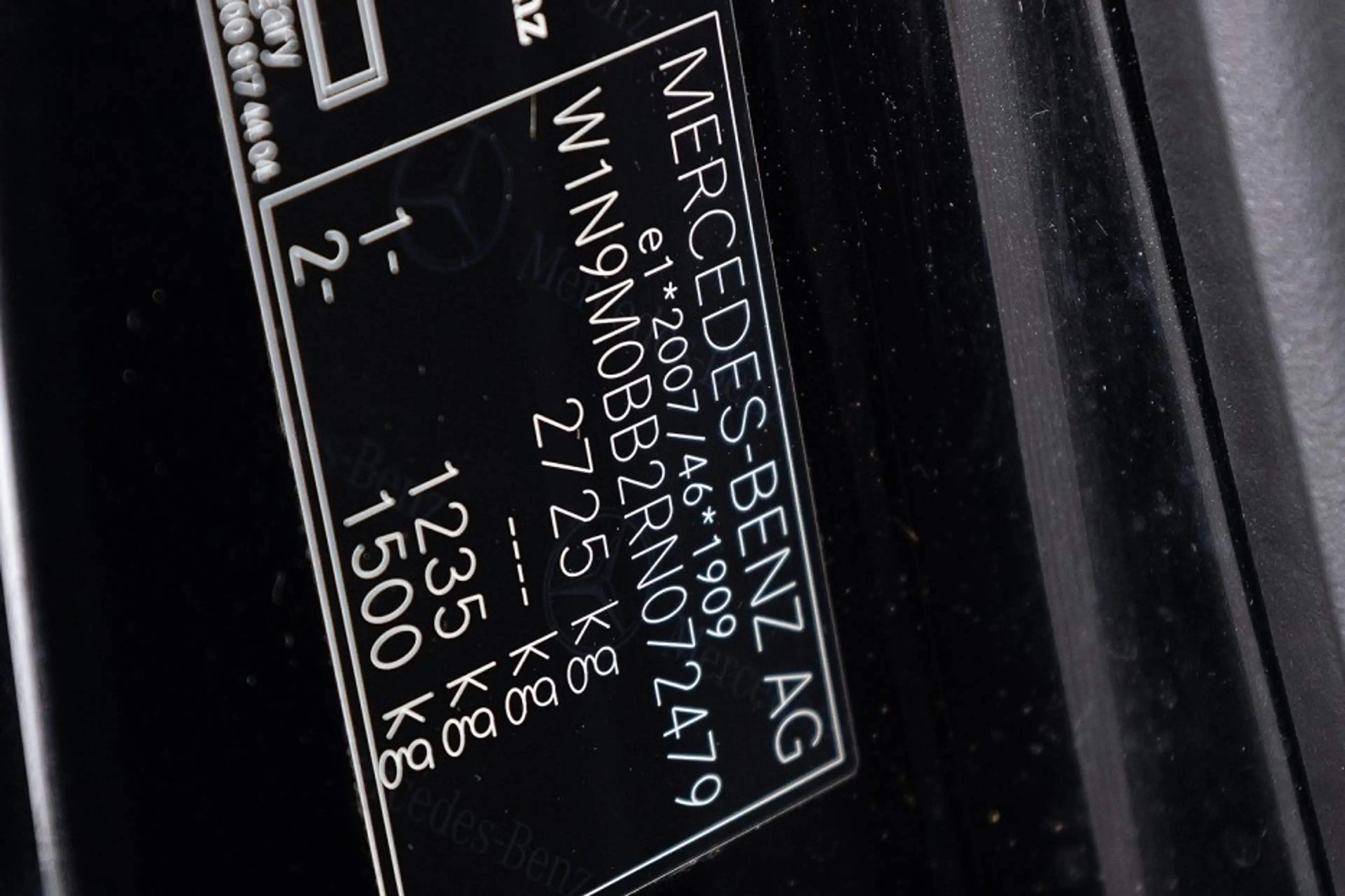 Mercedes-Benz EQB 250 AMG Line 67kwh 7-PERSOONS | PANORAMA | AMBIENT LIG — photo 38