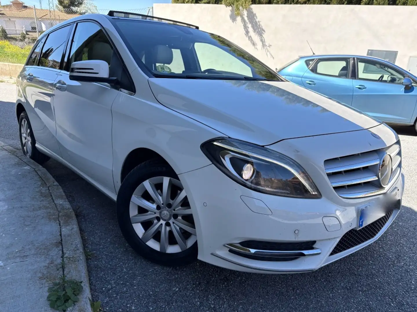Mercedes-Benz B 180 180d Bianco - 1