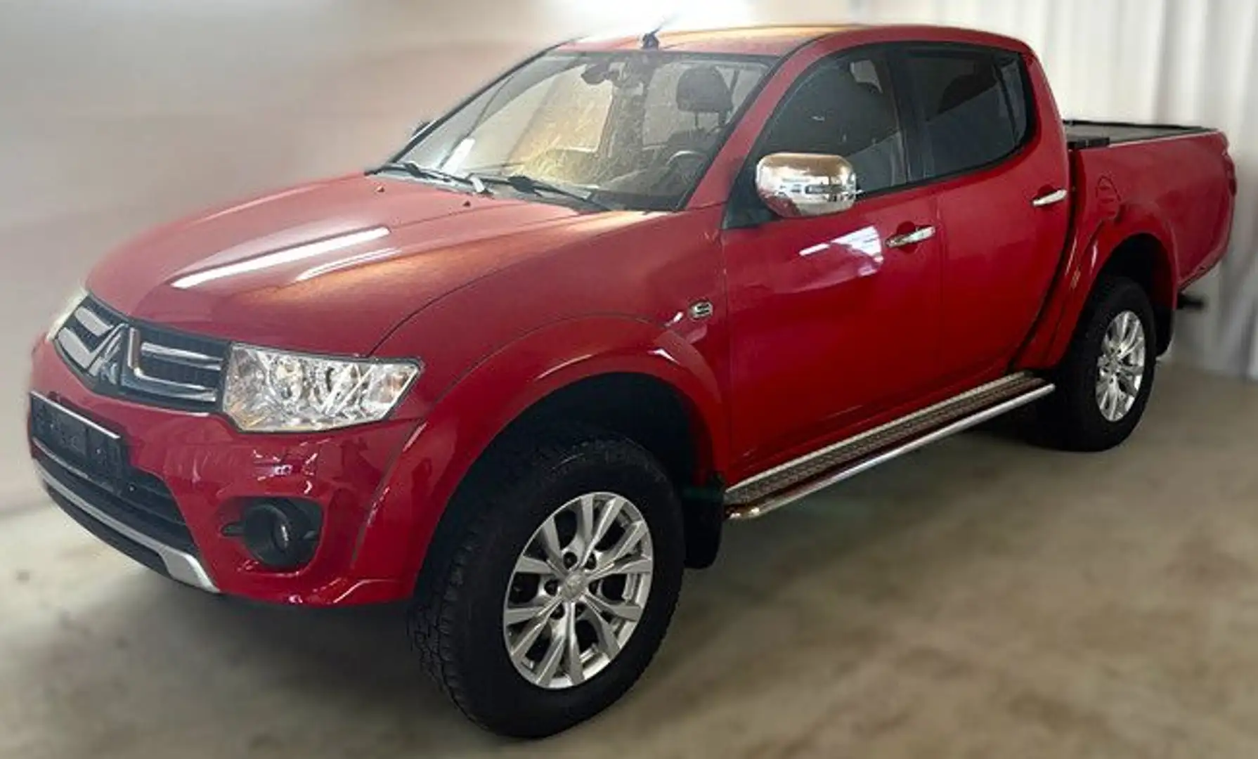 Mitsubishi L200 Diamant Edition Doppelkabine 4WD Automatik Rojo - 1