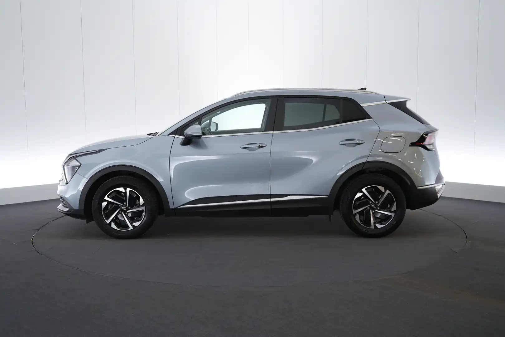 Kia Sportage 1.6 T-GDi Pulse Techno GPS PDC CAM Keyless Carplay Zilver - 2