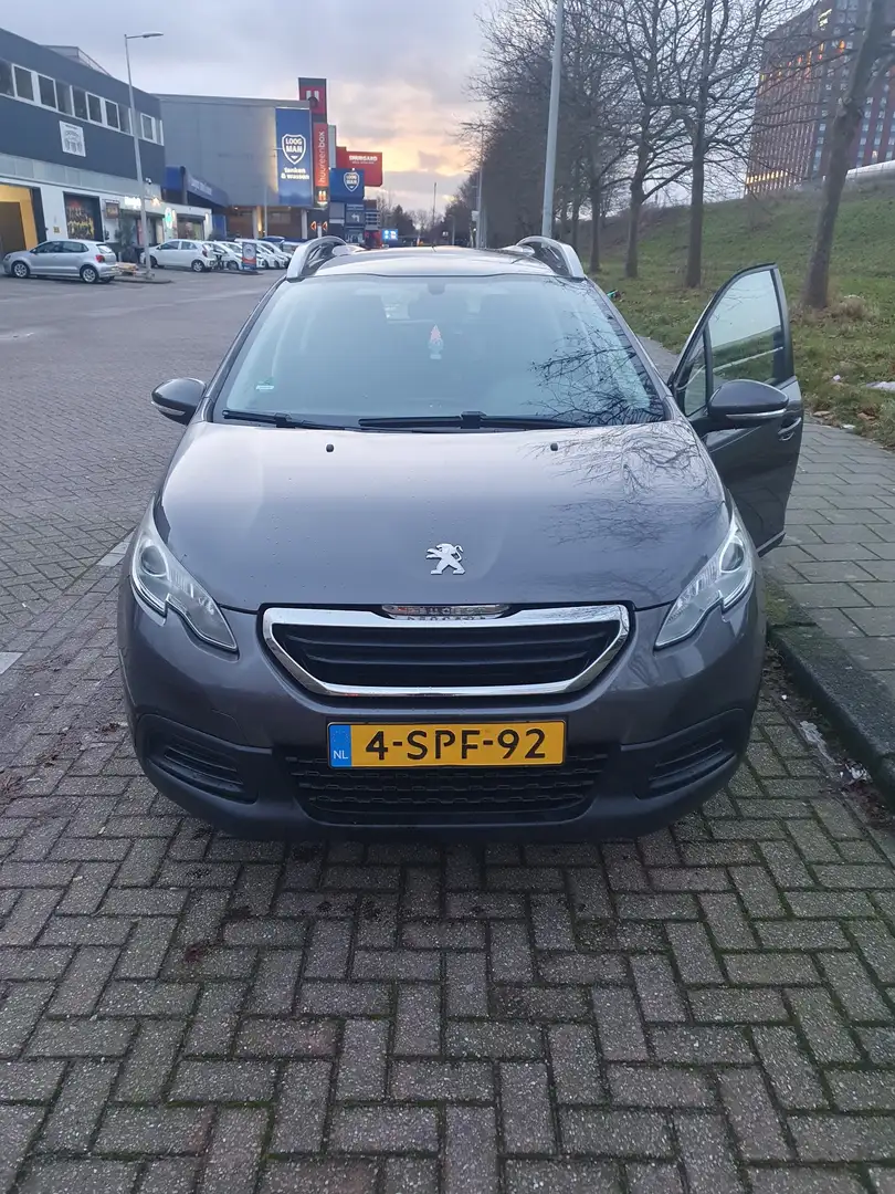 Peugeot 2008 1.2 VTi Access Grijs - 2