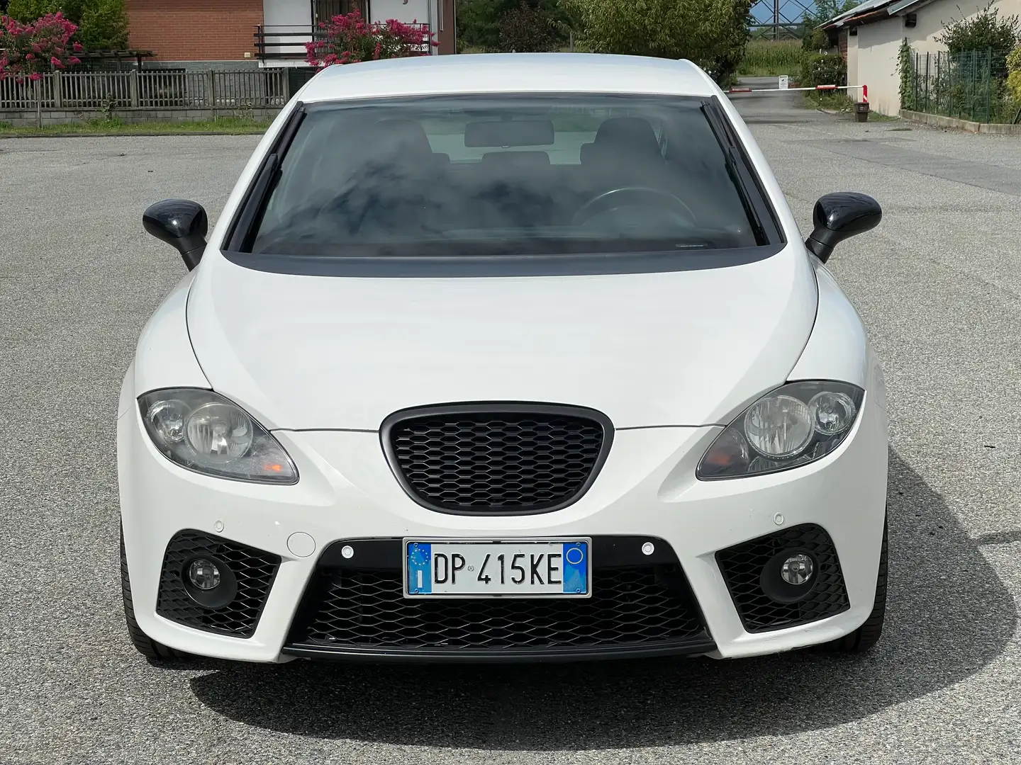 SEAT Leon PRONTA CONSEGNA  2.0 tsi Cupra Linea R Bluetooth Weiß - 2