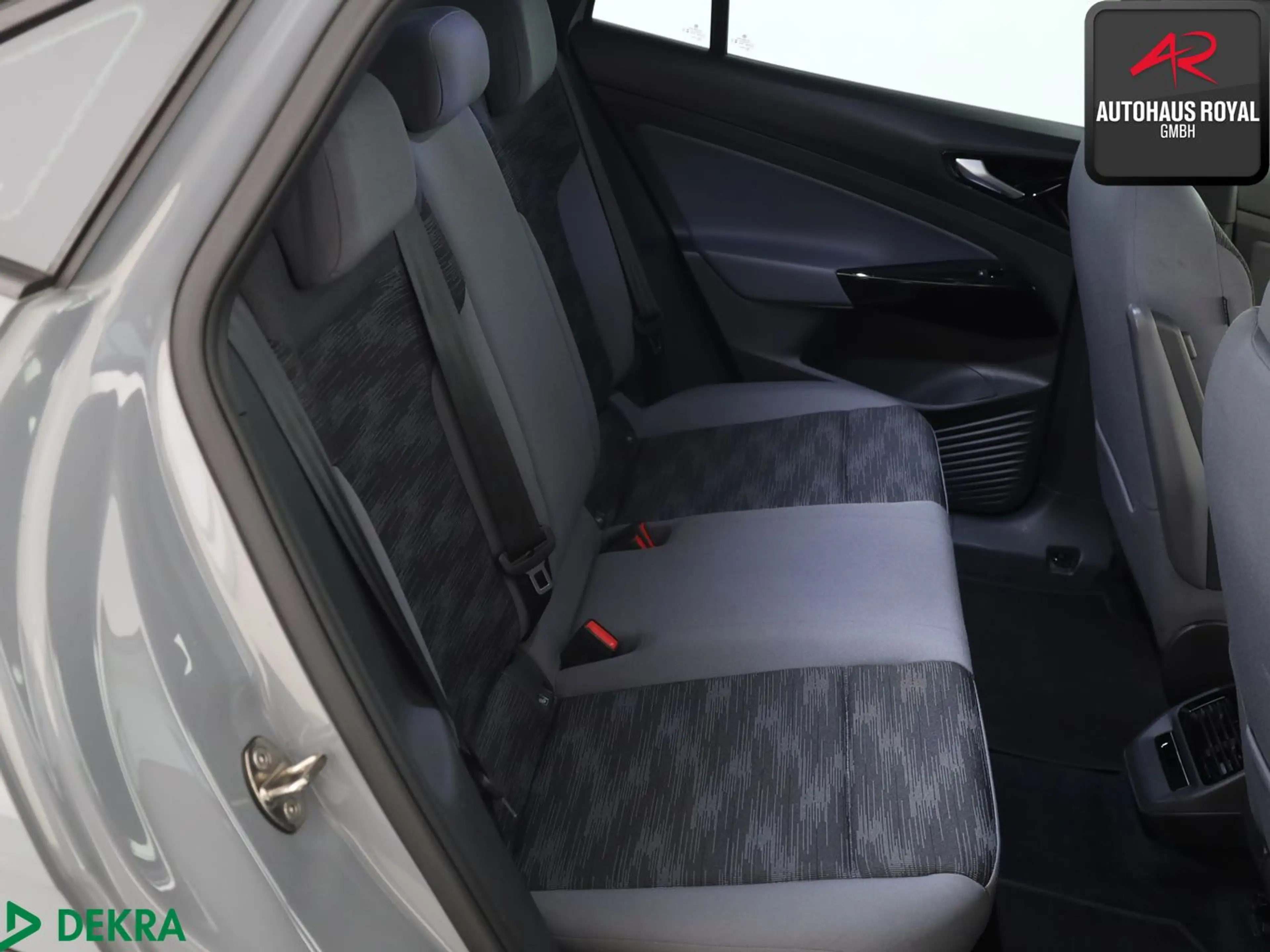 Volkswagen ID.5 PRO PERFORMANCE 360GRAD,CARPLAY,KEYLESS,AHK — photo 12