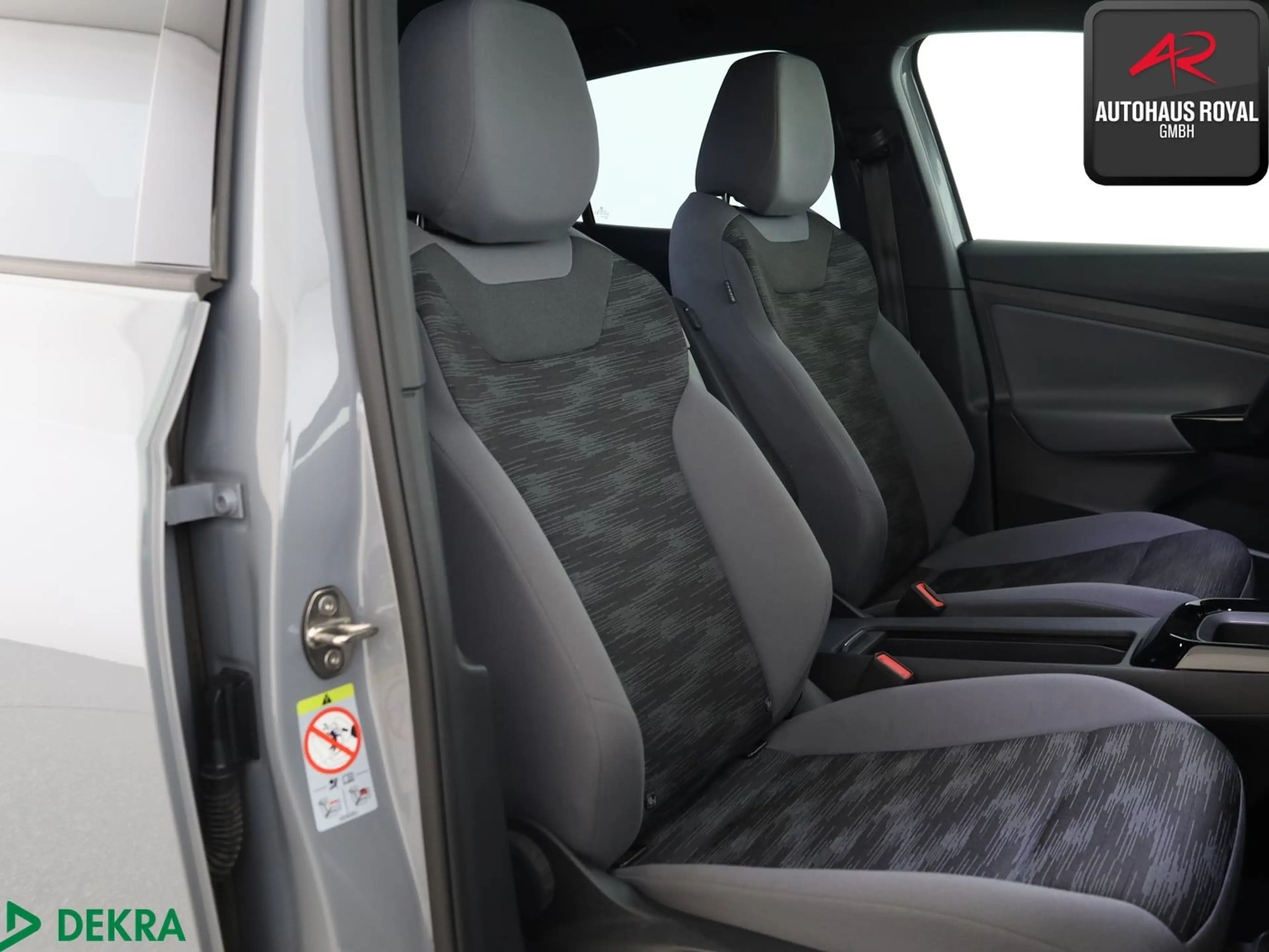 Volkswagen ID.5 PRO PERFORMANCE 360GRAD,CARPLAY,KEYLESS,AHK — photo 11