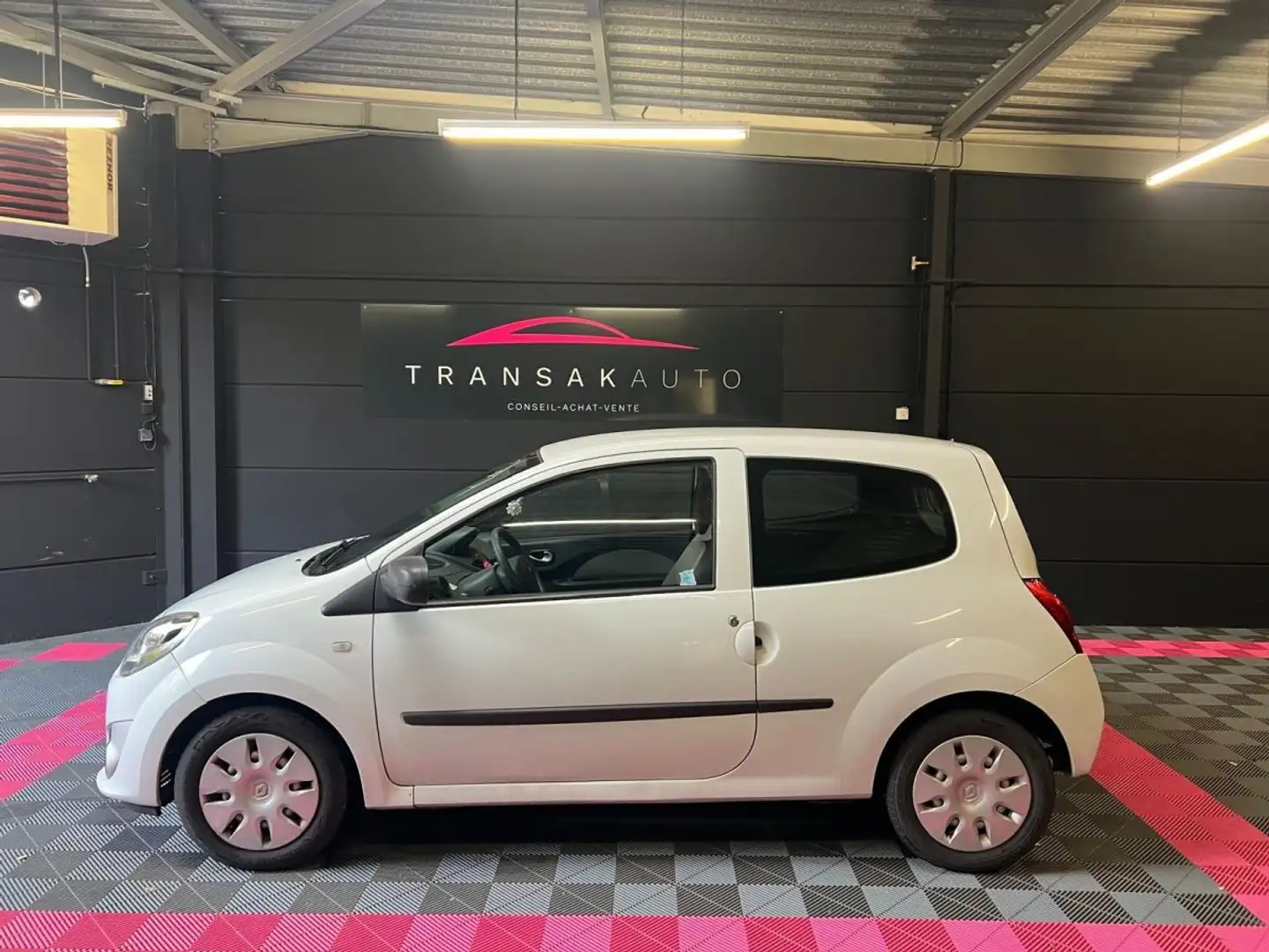 Renault Twingo II 1.5 dCi 65 éco 2 / Société 2 places Blanc - 2
