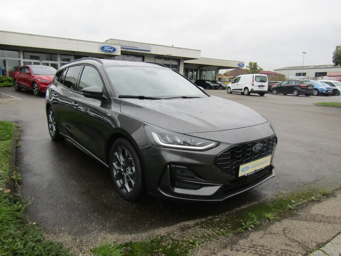 Ford Focus ST-Line X - Automatik/Navi/Sitzheizung/LED/Keyfree Gris - 2