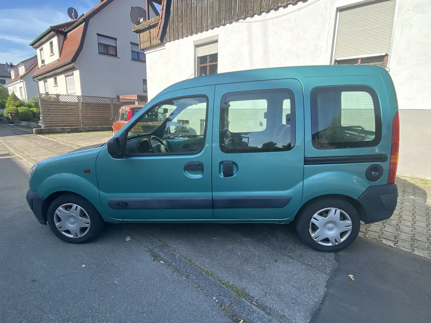 Renault Kangoo Expression Grün - 1