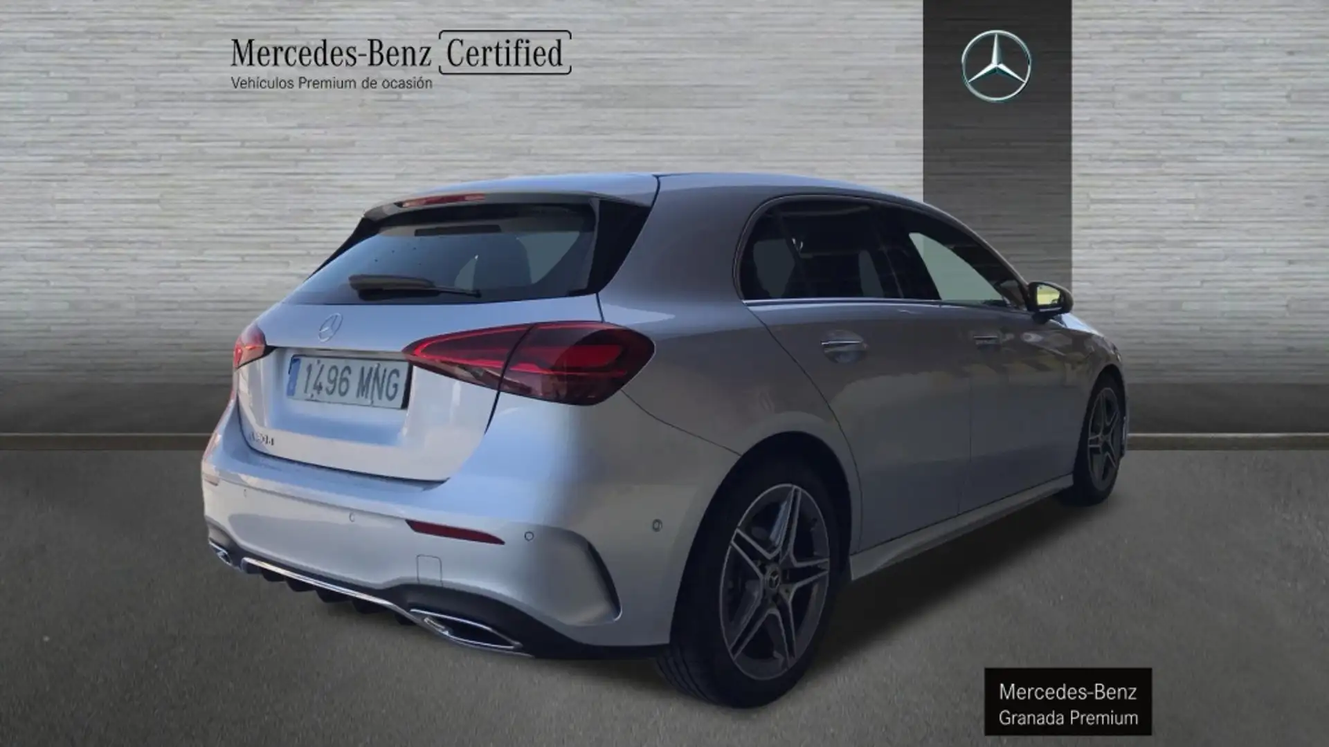 Mercedes-Benz A 180 -CLASS D COMPACTO - 2