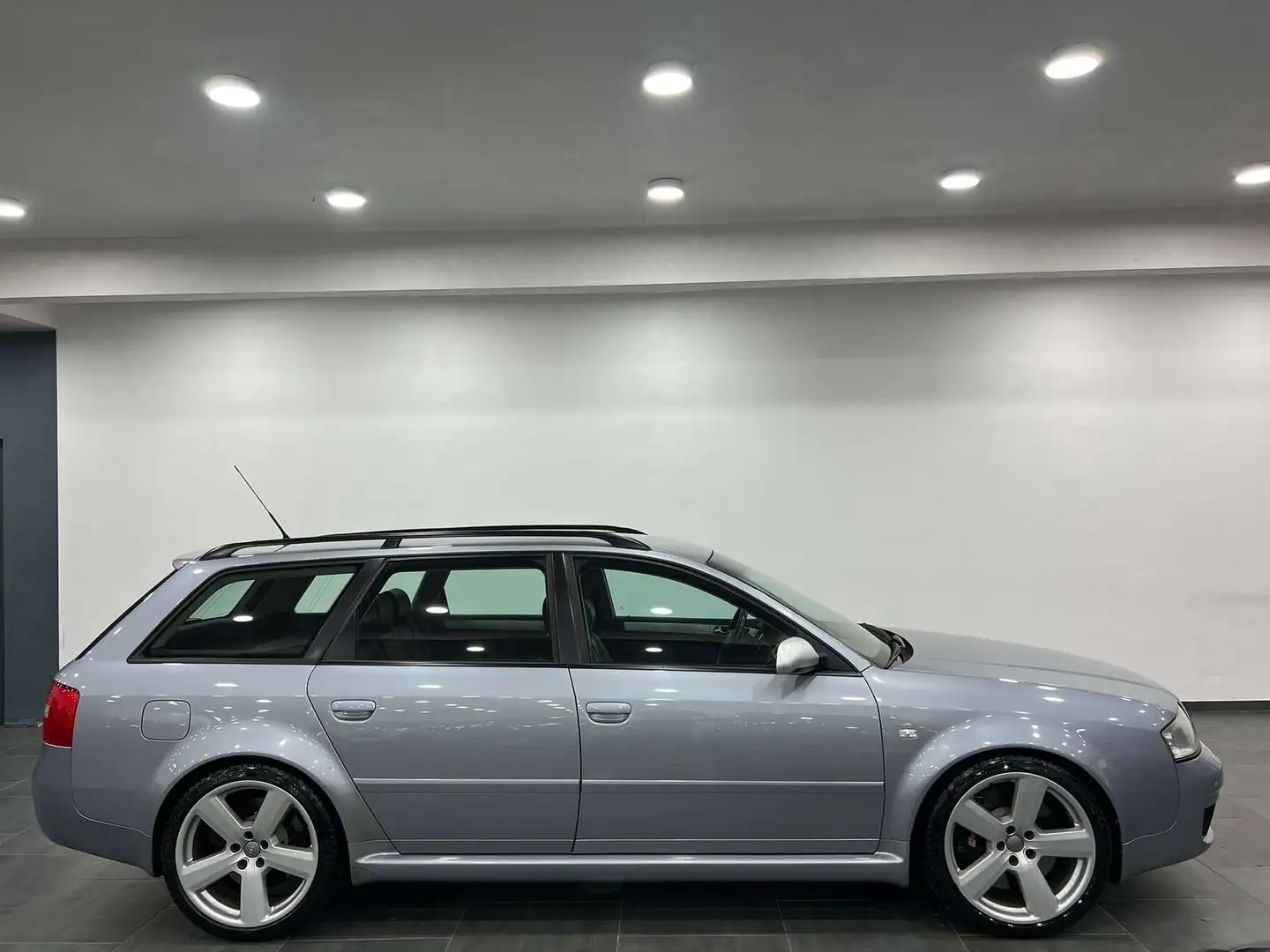 Audi RS6 4.2 V8 40v 2004 Top condition Full Service Carpass Blauw - 2