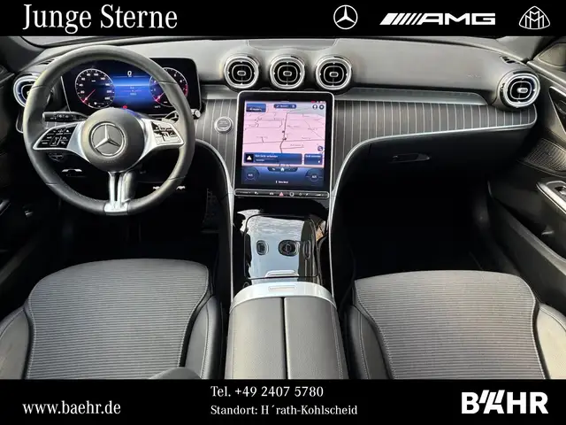 Mercedes-Benz C-Class view 4