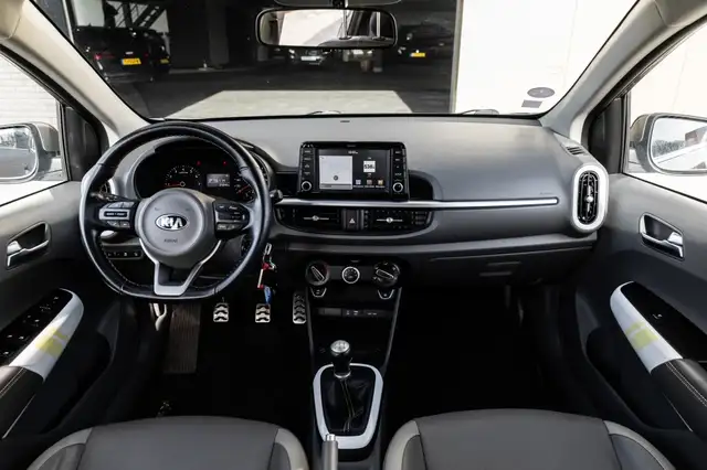 Kia Picanto view 2