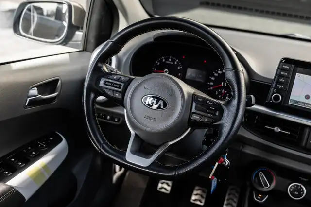 Kia Picanto view 9