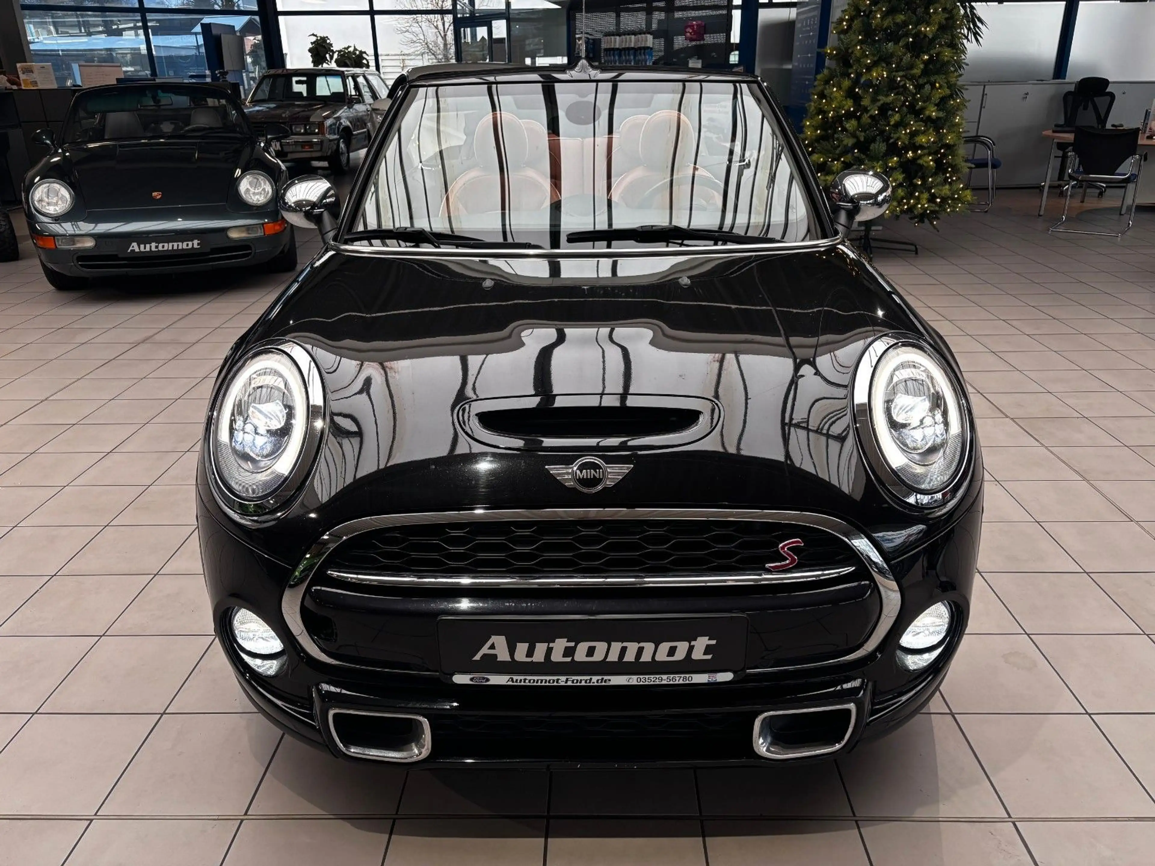 MINI Cooper SD Cabrio COOPER SD Cabrio*Leder*Navi*Sitzh.*PDC*LMR 18" — photo 2