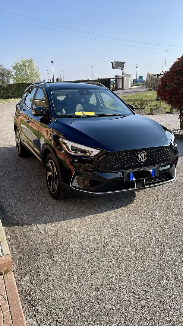 MG ZS EV Luxury Long Range - 1