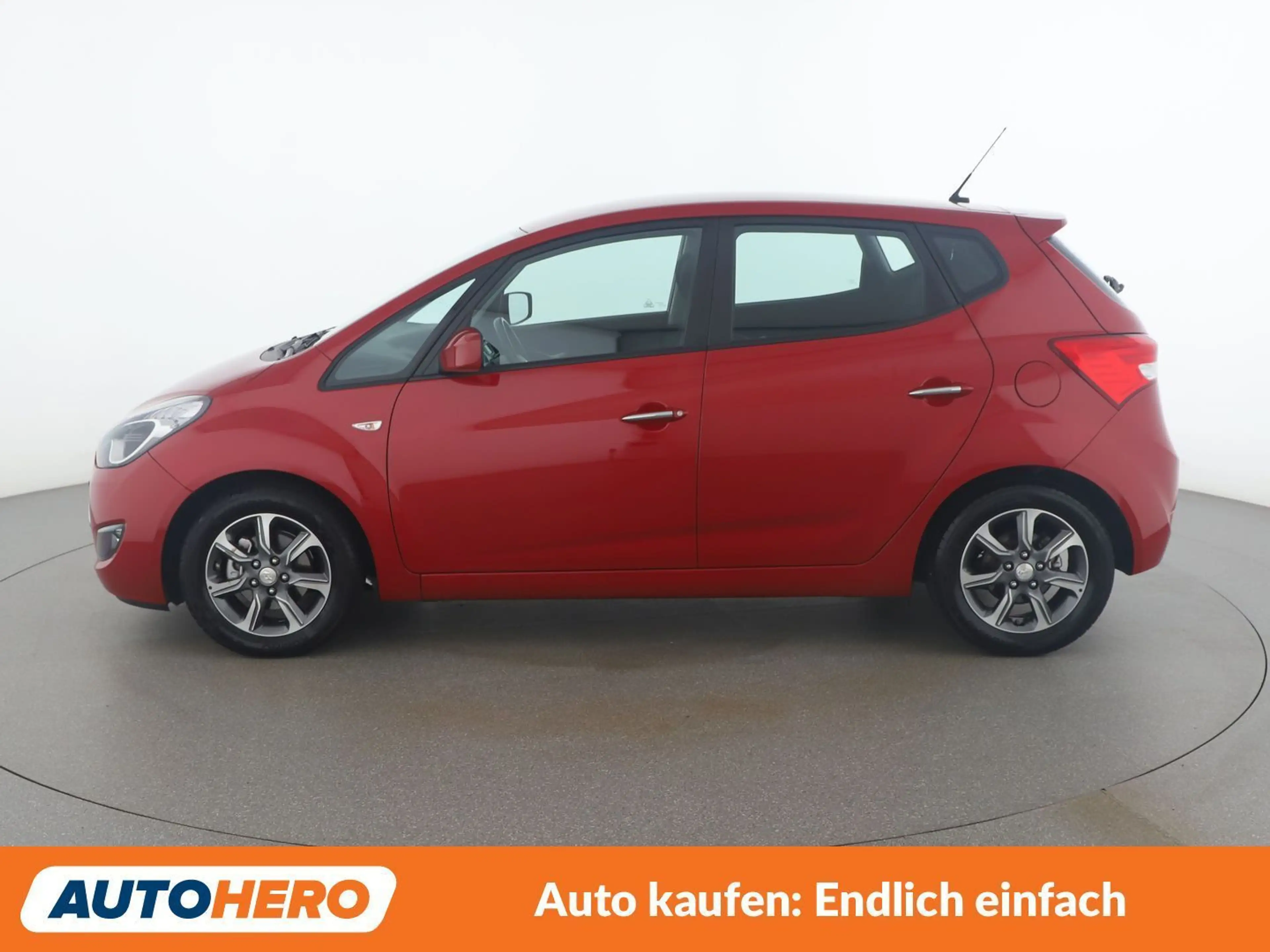 Hyundai iX20 1.4 CRDi Comfort Blue — photo 3