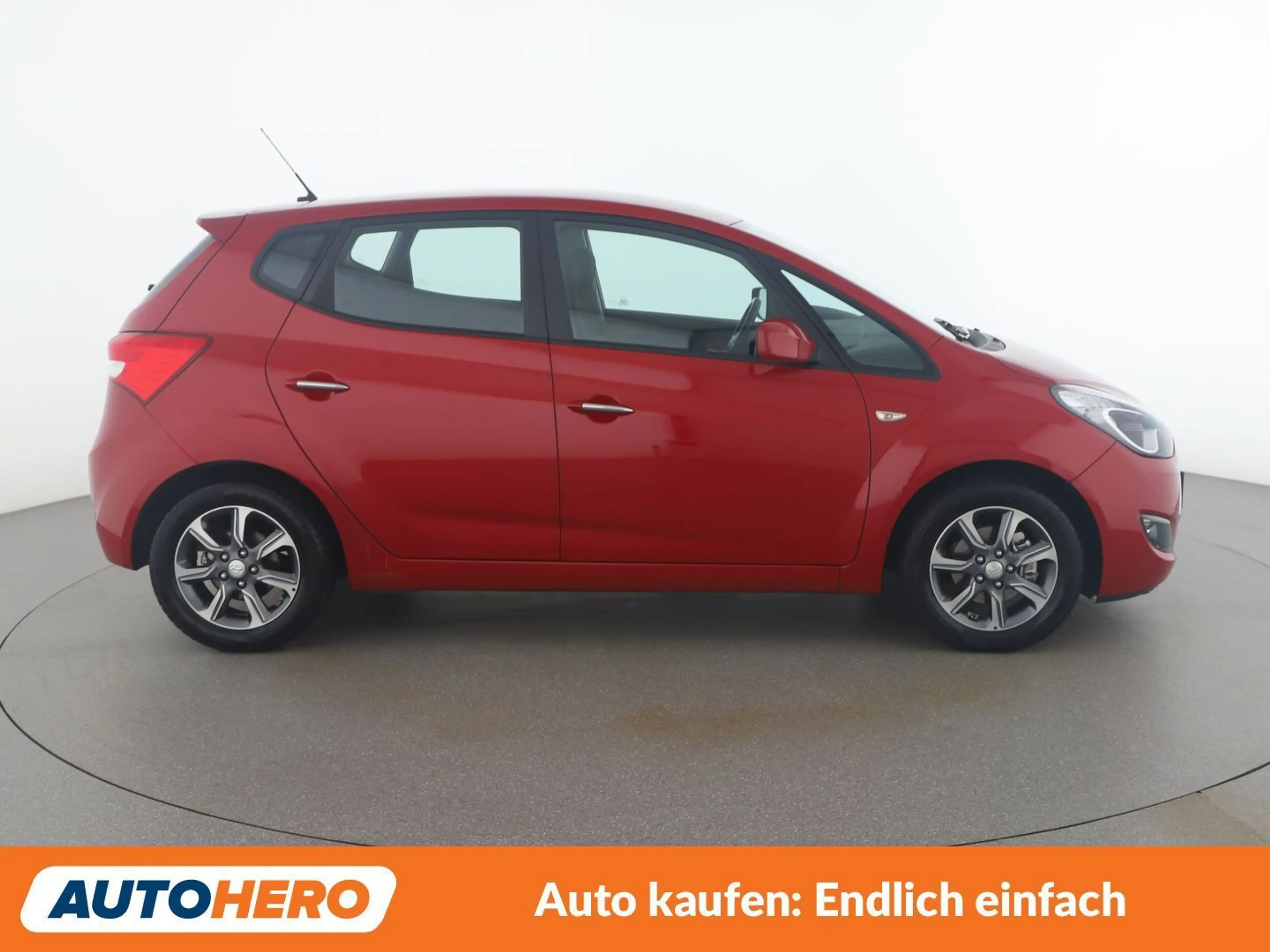 Hyundai iX20 1.4 CRDi Comfort Blue — photo 7