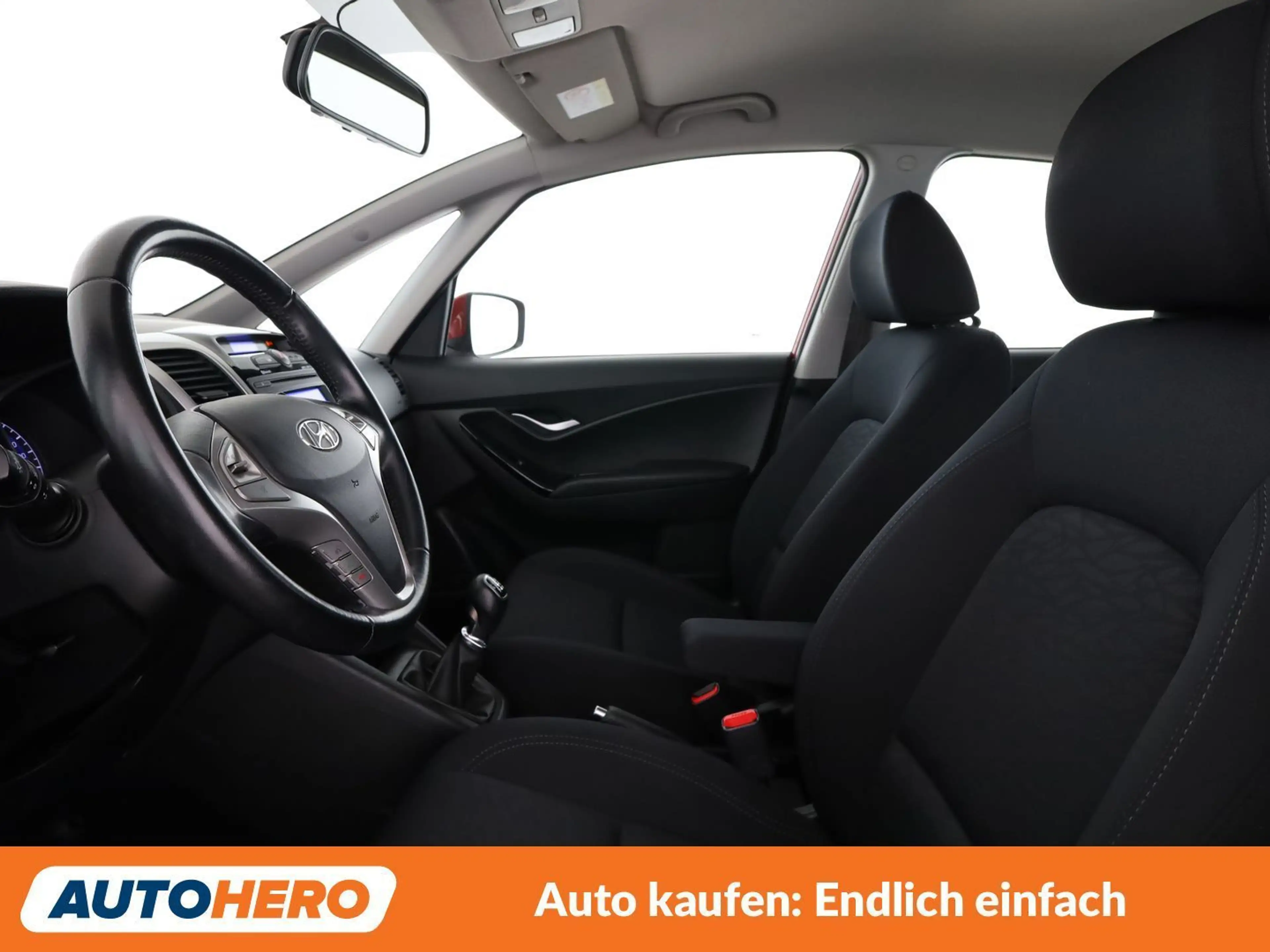 Hyundai iX20 1.4 CRDi Comfort Blue — photo 11