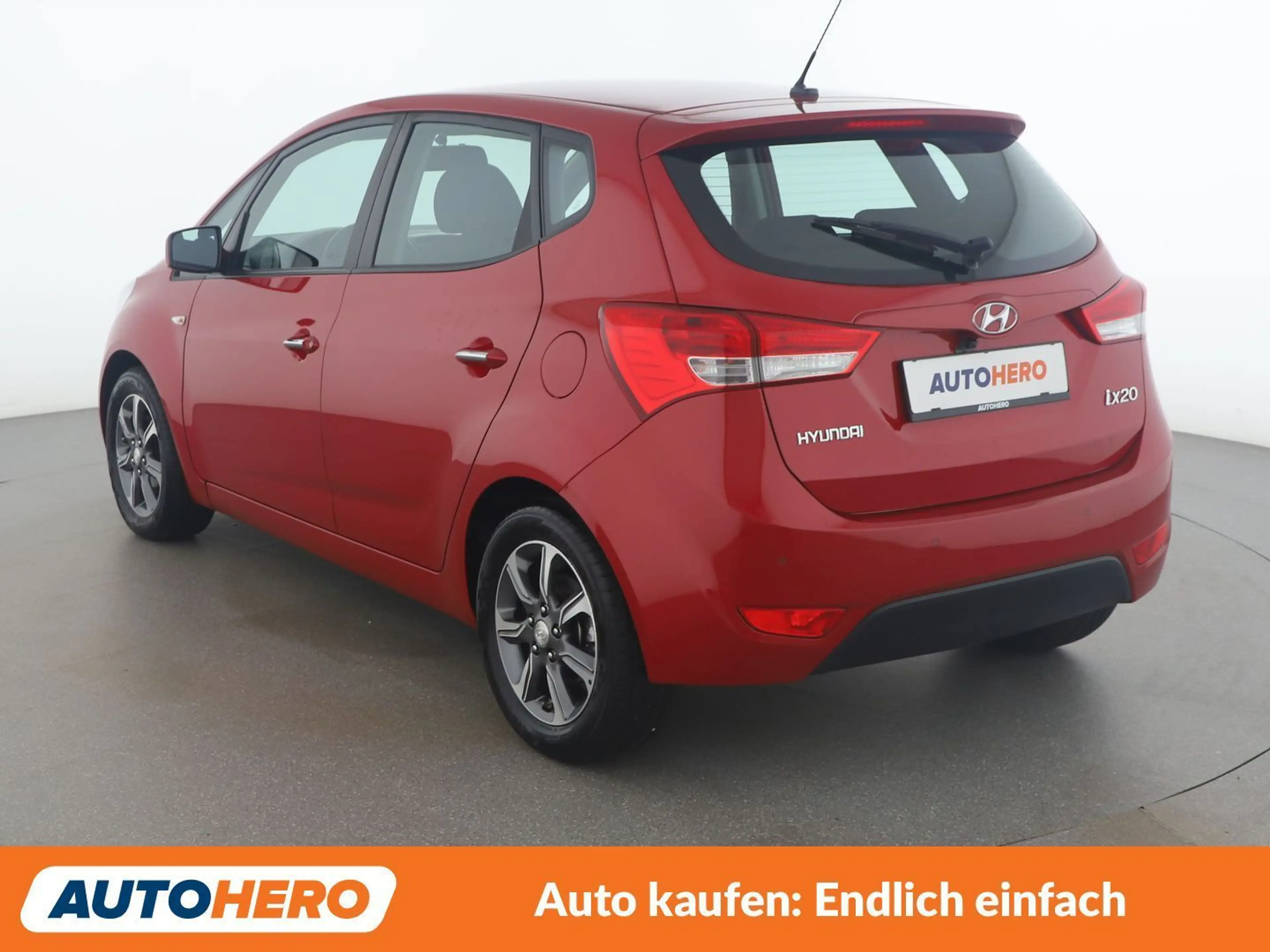Hyundai iX20 1.4 CRDi Comfort Blue — photo 4