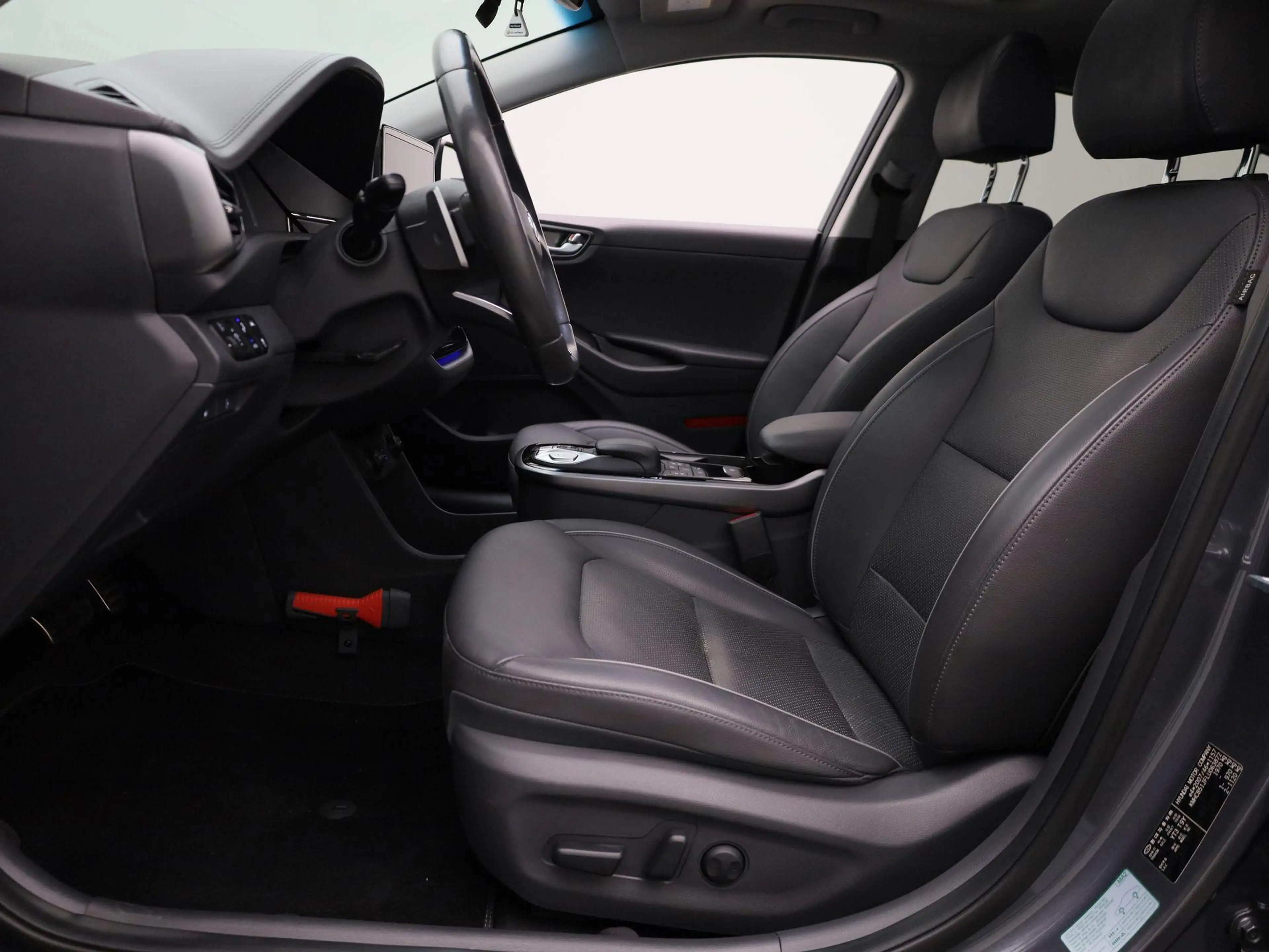 Hyundai IONIQ Premium EV 38 kWh | LEER | SCHUIFDAK | CAMERA | ST — photo 11