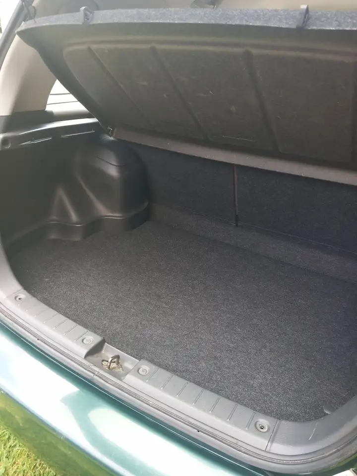 Suzuki Liana 1.6, foto 12