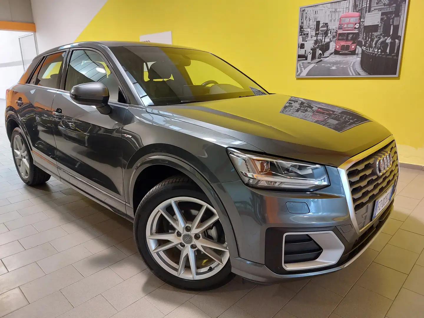 Audi Q2 Q2 30 1.6 TDI S LINE S-TRONIC KM56000-CERCHI 18" Grigio - 1