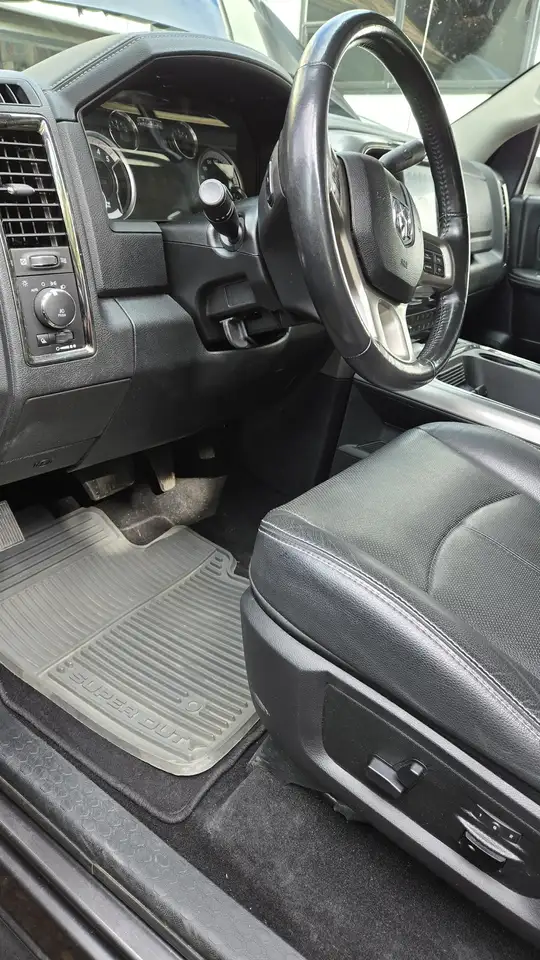 RAM 3500 снимка RAM 3500