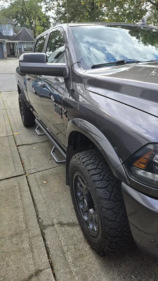 RAM 3500 снимка RAM 3500