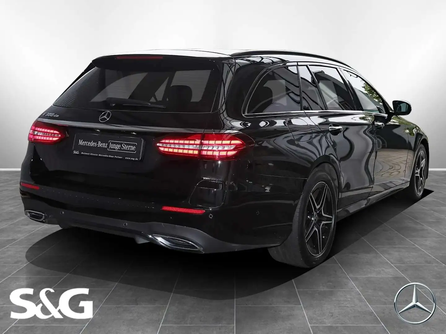 Mercedes-Benz E 300 de T AMG DISTRONIC+MEMORY+KAMERA+MBUX+18" Schwarz - 2