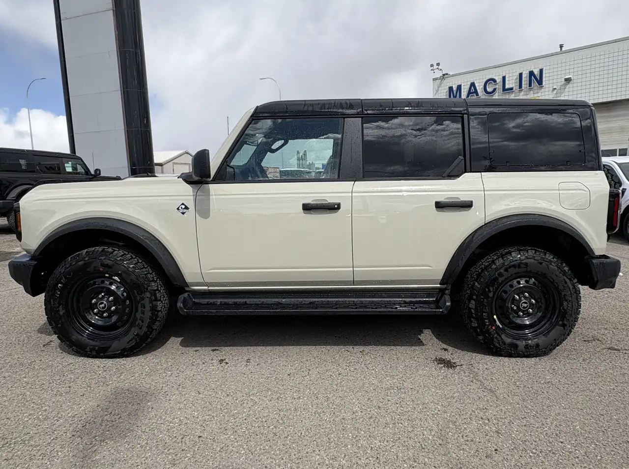 Ford Bronco снимка Ford Bronco
