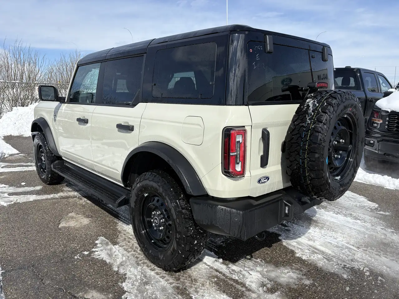 Ford Bronco снимка Ford Bronco