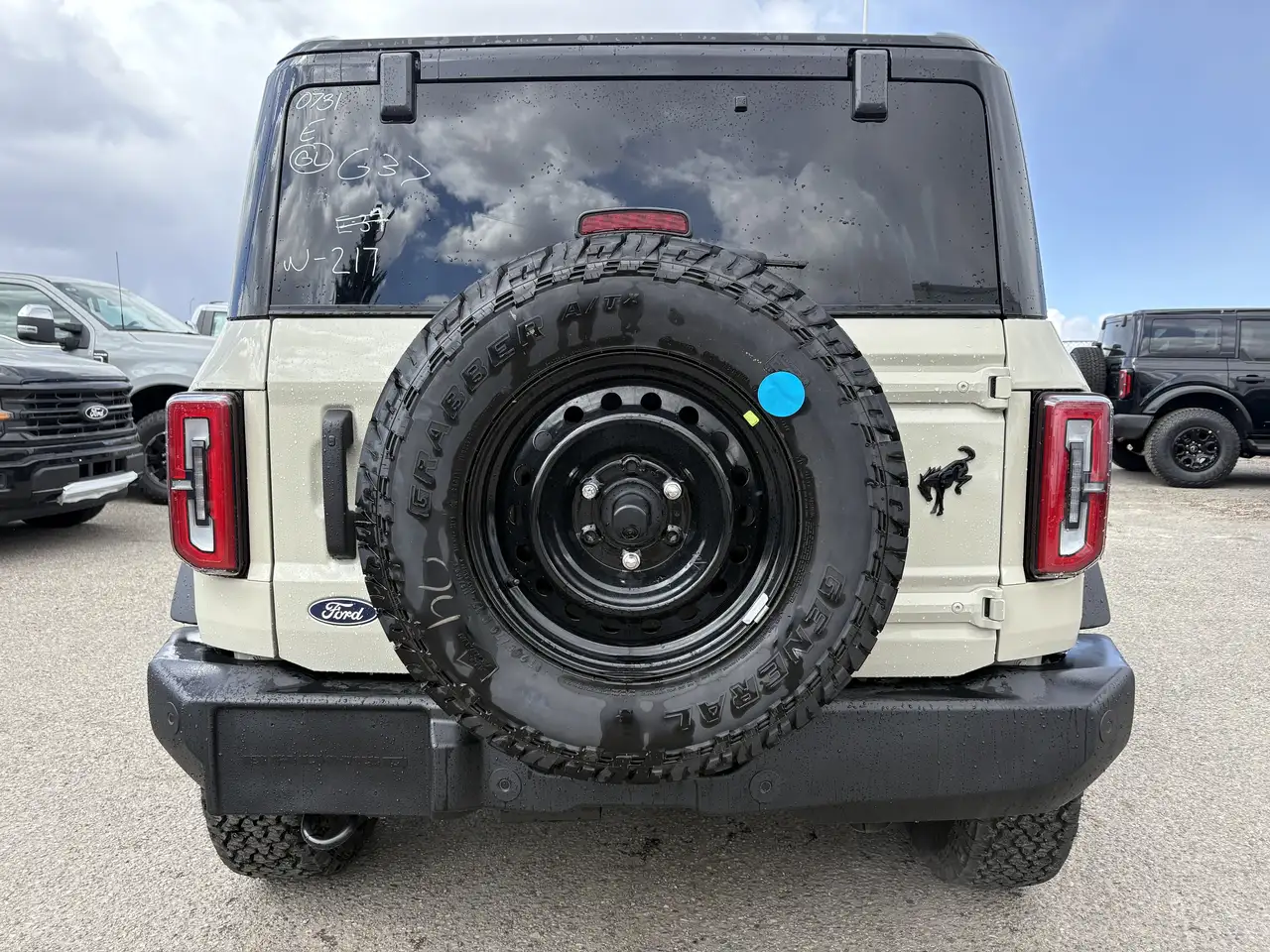 Ford Bronco снимка Ford Bronco