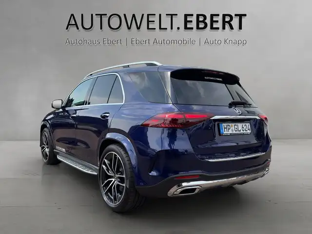 Mercedes-Benz 450 view 3
