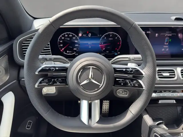Mercedes-Benz 450 view 8