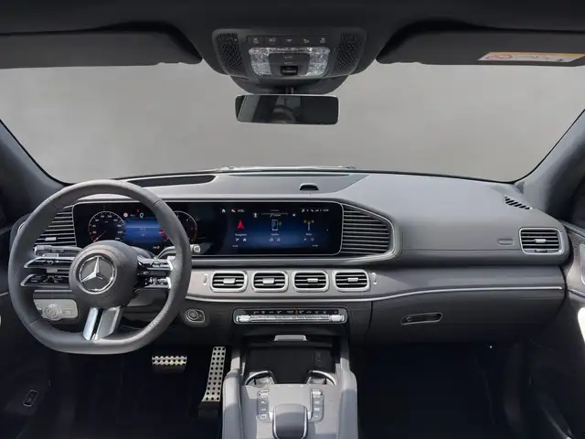 Mercedes-Benz 450 view 9