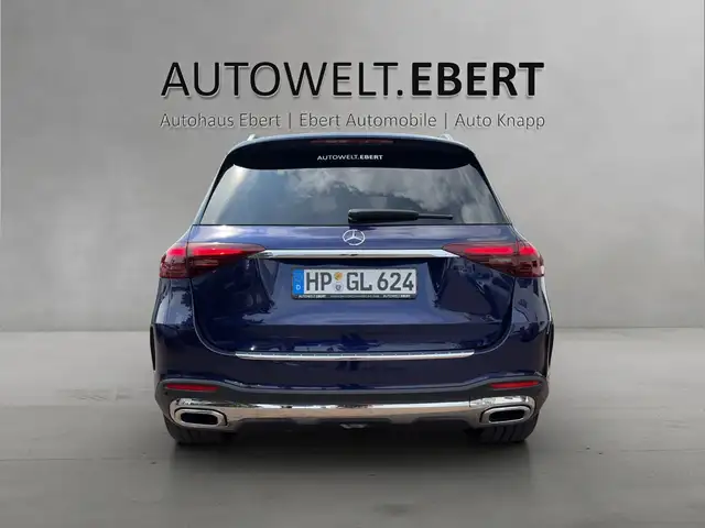 Mercedes-Benz 450 view 4