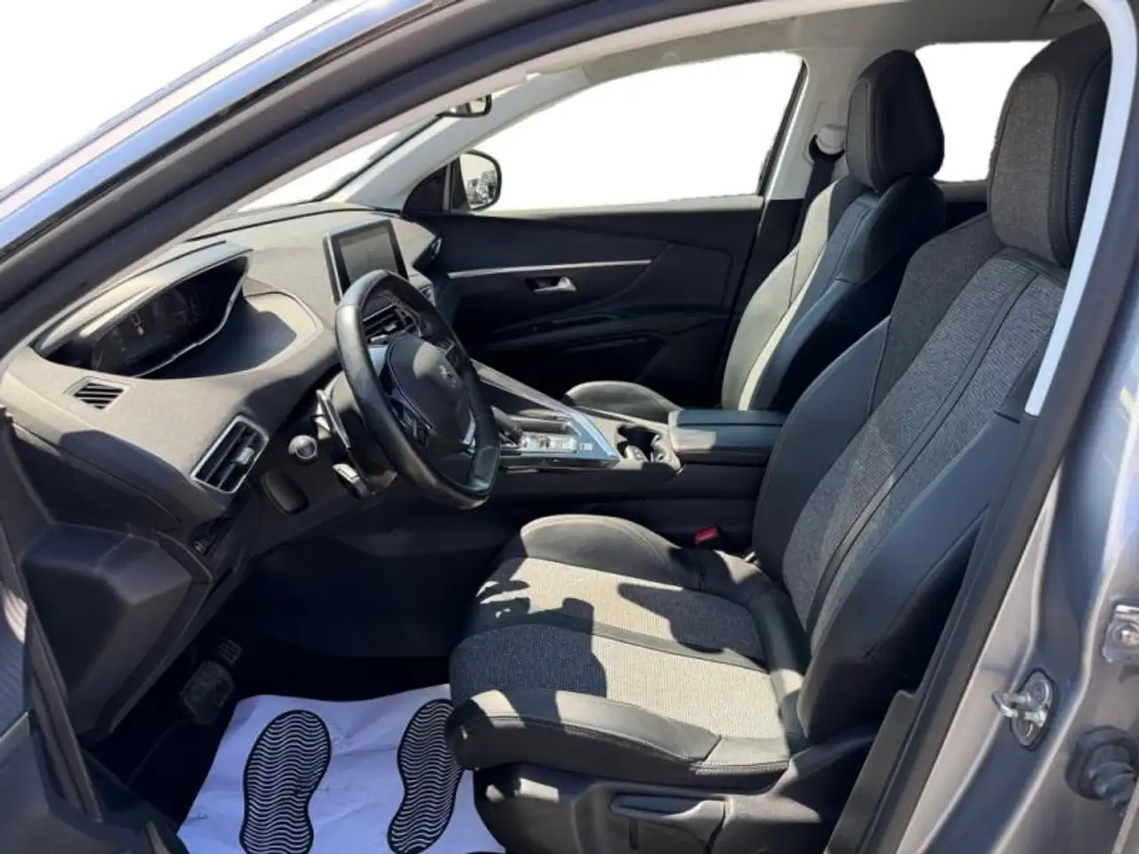 Peugeot 3008 3008 — photo 18