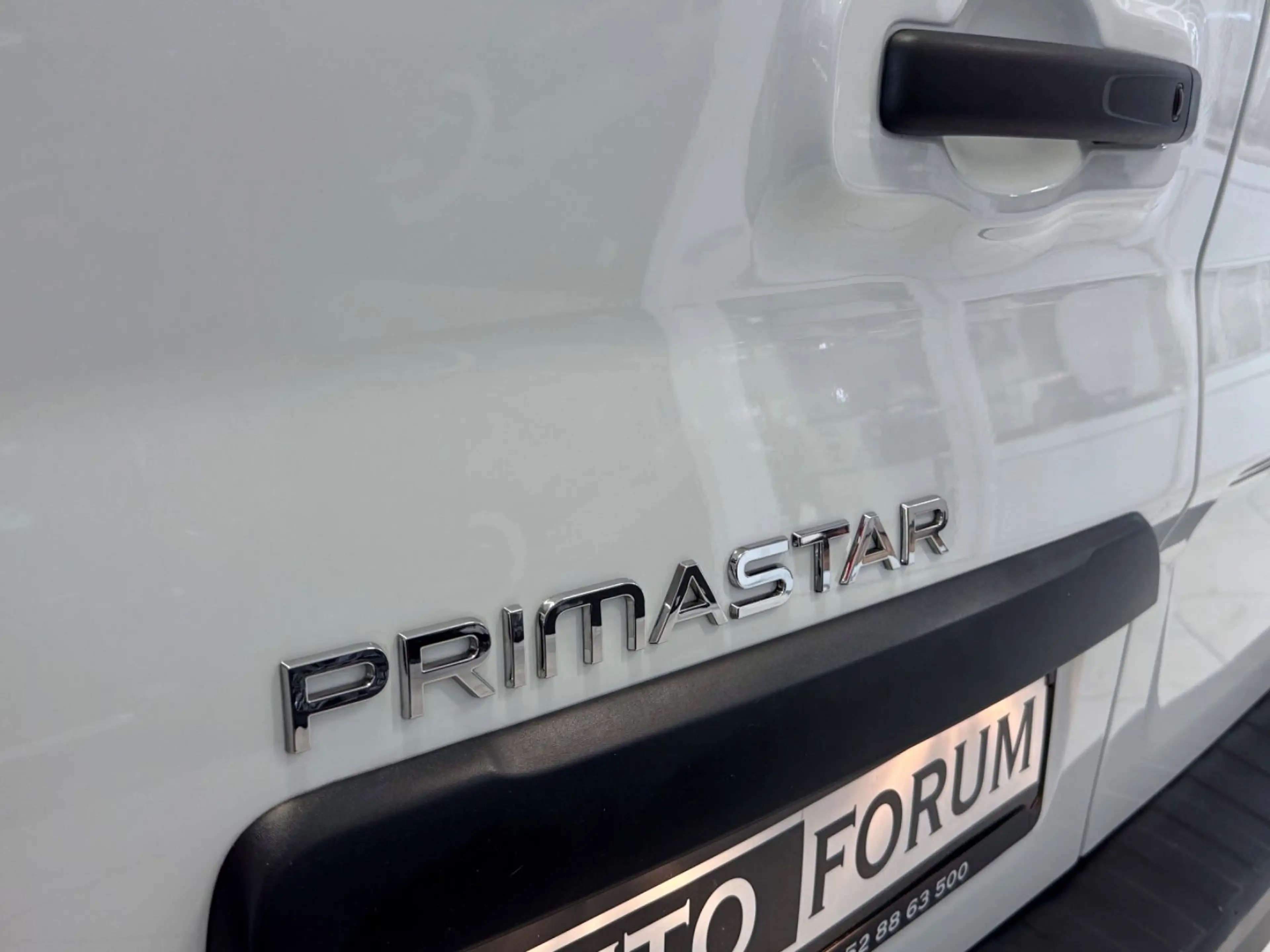 Nissan Primastar 2.0 D L1H1 AUTOMATIK CAM NAVI TEMPOMAT — photo 8