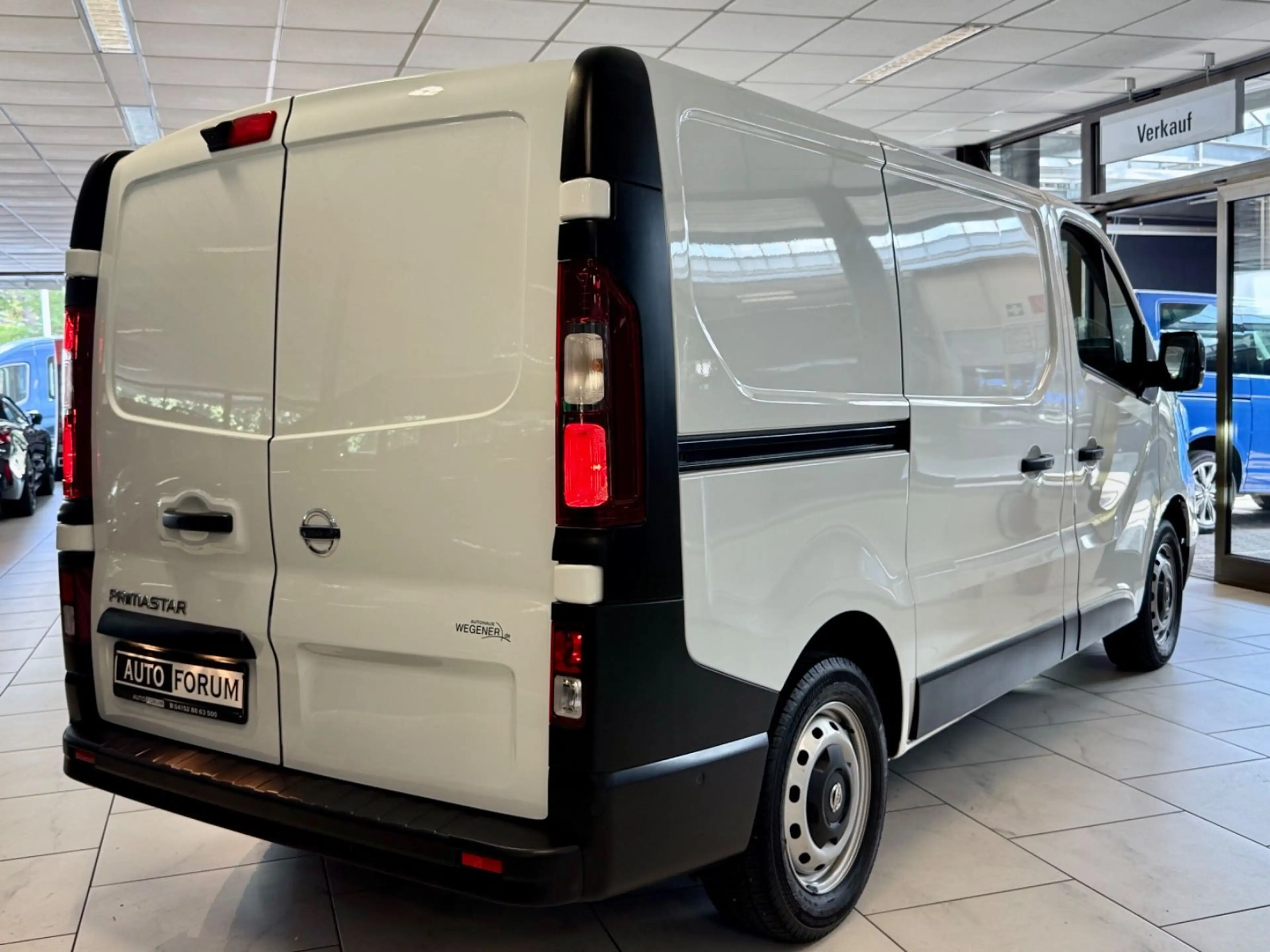 Nissan Primastar 2.0 D L1H1 AUTOMATIK CAM NAVI TEMPOMAT — photo 12