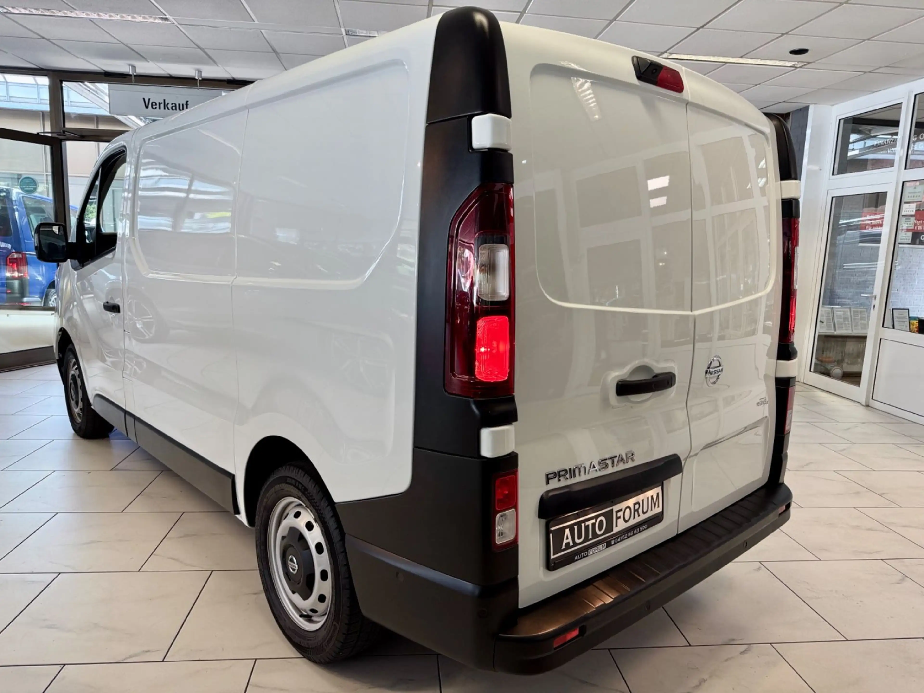 Nissan Primastar 2.0 D L1H1 AUTOMATIK CAM NAVI TEMPOMAT — photo 7