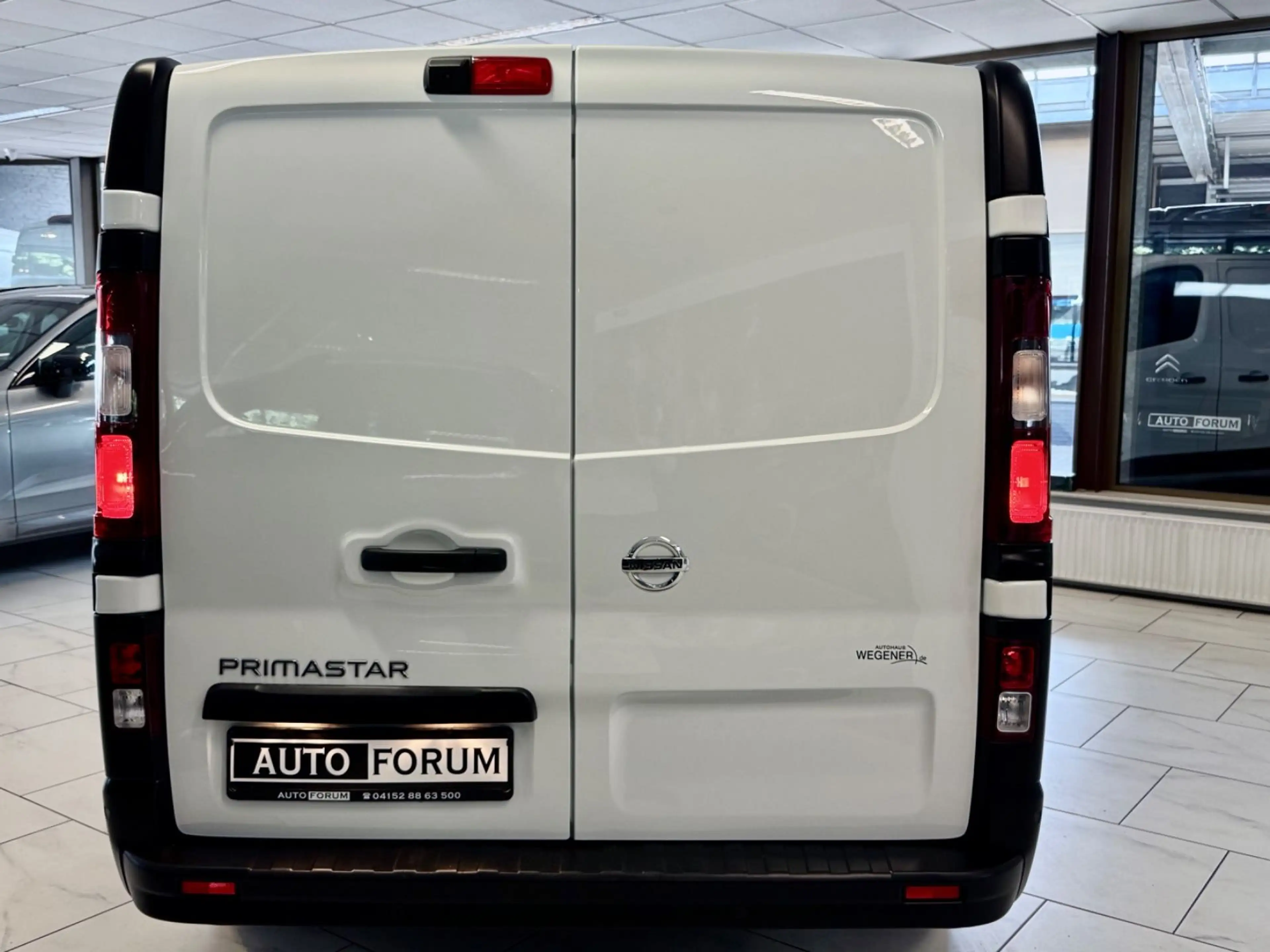 Nissan Primastar 2.0 D L1H1 AUTOMATIK CAM NAVI TEMPOMAT — photo 9