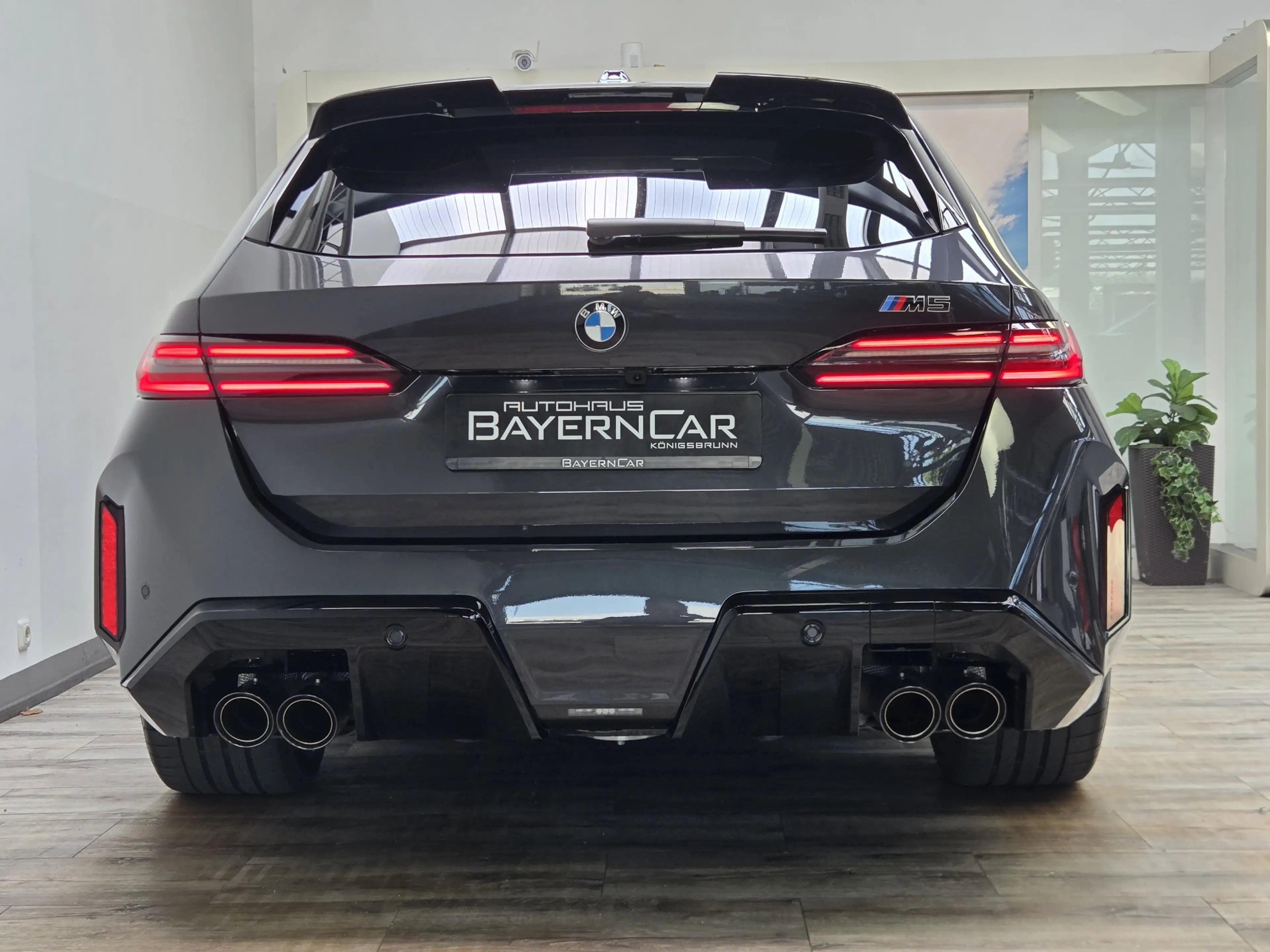 BMW M5 To. AHK Sitzlüftung B&W ACC 360° Driver — photo 5