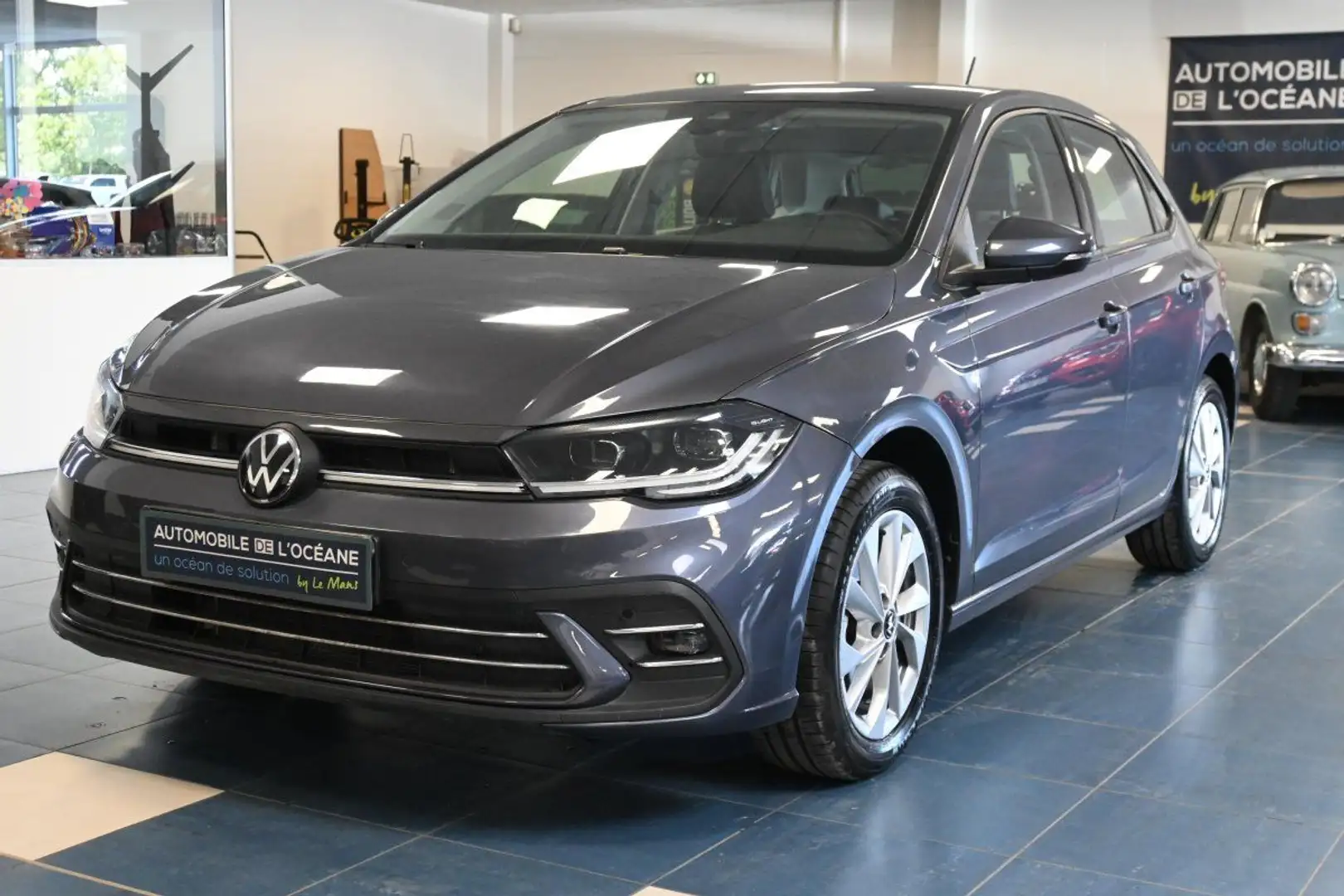 Volkswagen Polo 1.0 TSI 95 S&S DSG7 Style Gris - 1