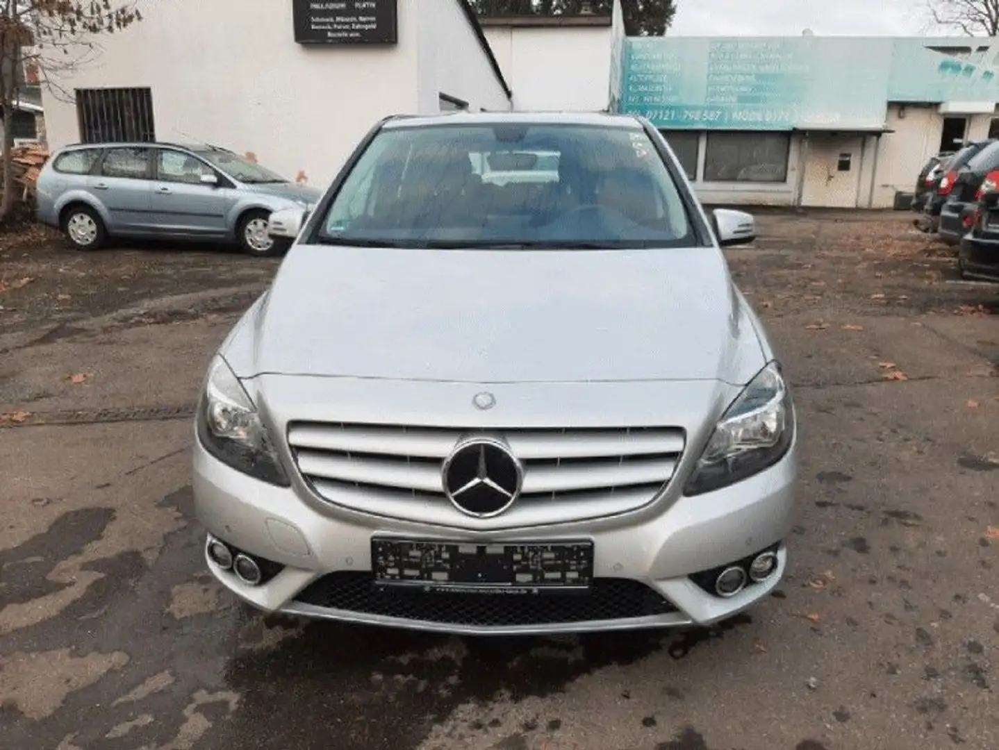 Mercedes-Benz B 180 BlueEFFICIENCY Edition1/PDC/SHZ/A,Kupplung Silber - 2
