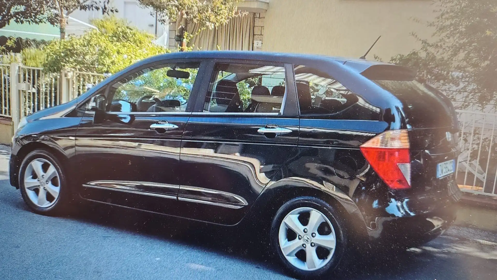 Honda FR-V FR-V 1.8 Executive Schwarz - 1