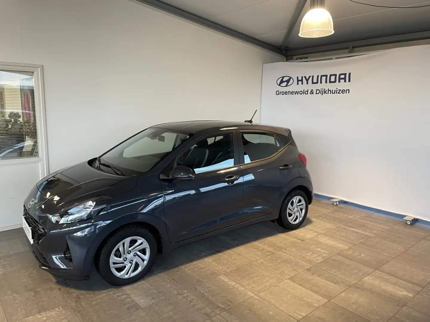 Hyundai i10 1.0 Comfort Smart Gris - 2