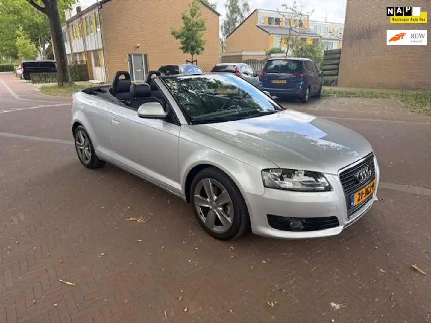 Audi A3 Cabriolet Eerste eigenaar / 90.000 km / Volledig h Gris - 1