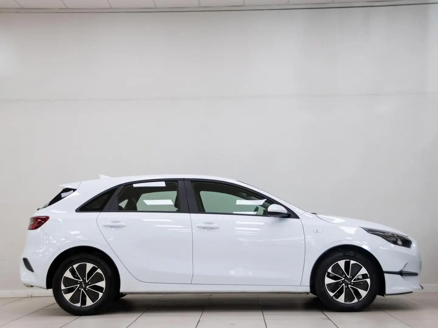 Kia Ceed / cee'd 1.0 T-GDI Concept 100 Blanco - 2