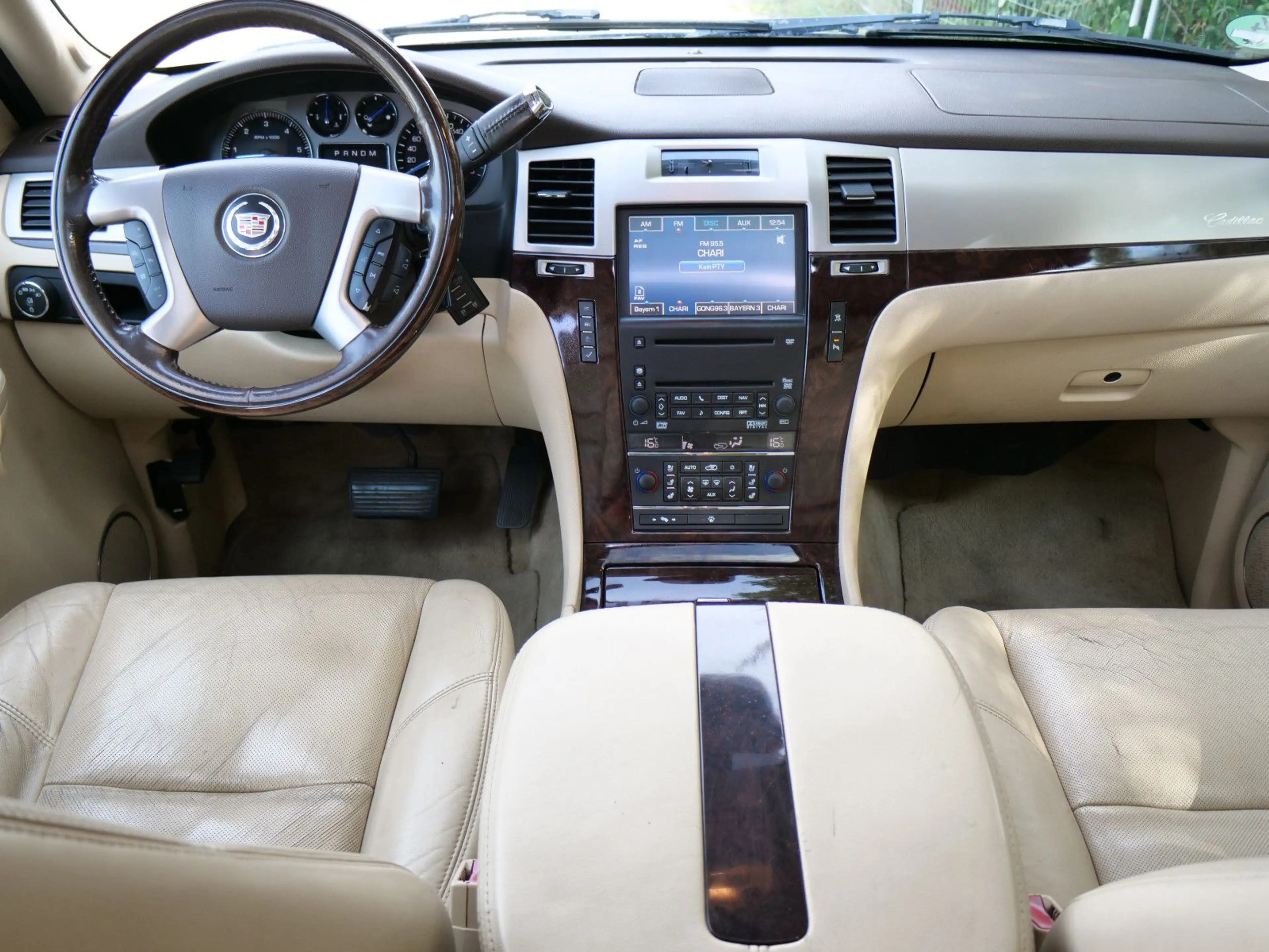 Cadillac Escalade GMT900 Elegance 7 Sitze — photo 11